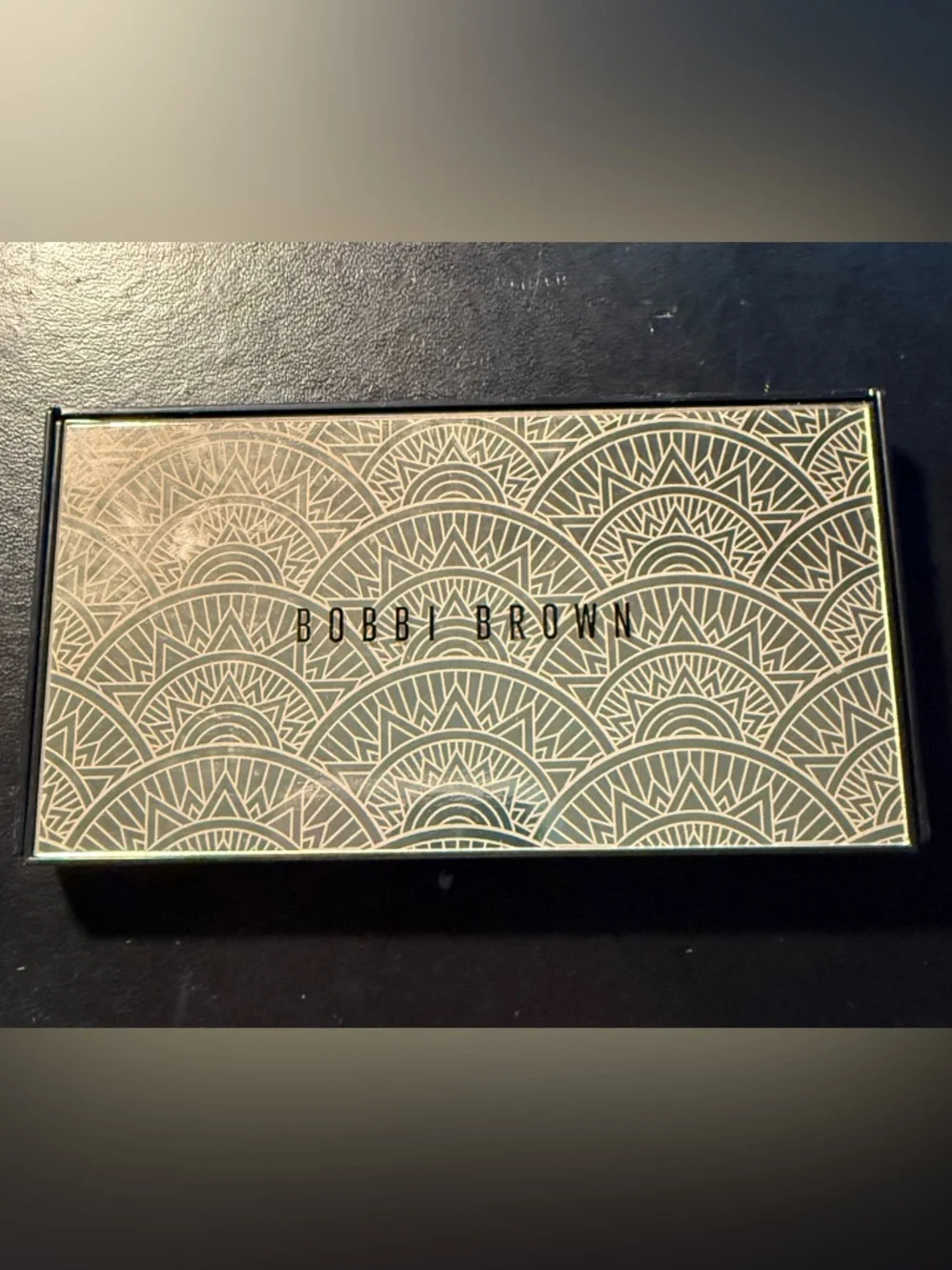 Bobbi Brown Eyeshadow/Blush Palette - Cream, Beige, Peach, Pink, Coral Shades